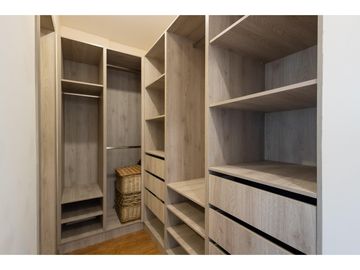 Embajada Americana, Dpto en Venta, 103.64m2, 2 Habitaciones, 2 Baños.