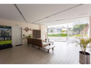 Embajada Americana, Dpto en Venta, 103.64m2, 2 Habitaciones, 2 Baños.