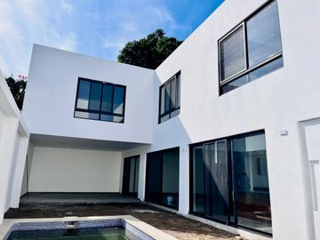 En Privada de 4 casas