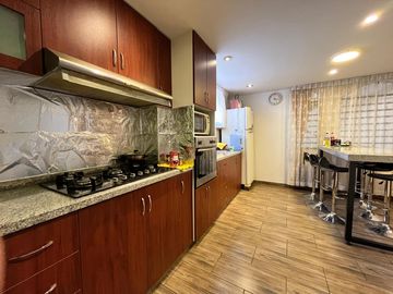 Duplex en Urb. El Rosario - Cerro Colorado