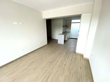 En venta duplex de estreno en Jose luis Bustamante y Rivero