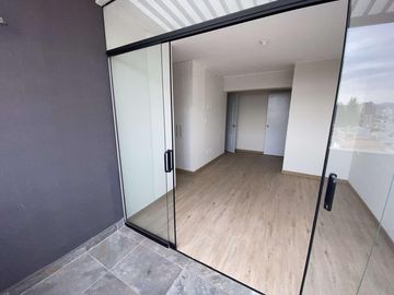En venta duplex de estreno en Jose luis Bustamante y Rivero