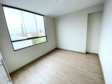 En venta duplex de estreno en Jose luis Bustamante y Rivero