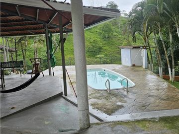 Finca en venta 12 Has en Capira Trinidad - con Casa Campestre  (DR)
