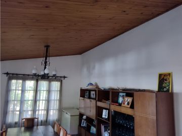 VENDO CASA EN IMPORTANTE ESQUINA SAN RAFAEL