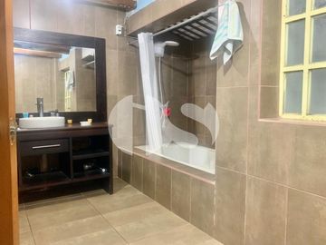 CASA  DE VENTA INDEPENDIENTE EN SECTOR ANDALUCIA NO ADOSADA