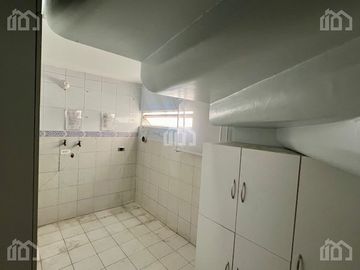 VENDO CASA QUITO EL CONDADO