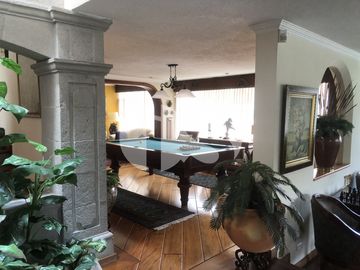 CASA EN VENTA URBANIZACION EL CONDADO