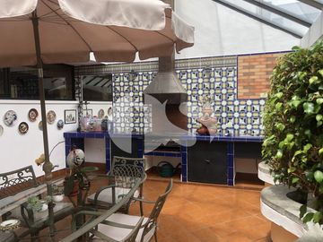 CASA EN VENTA URBANIZACION EL CONDADO