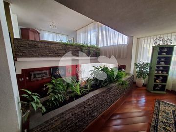 CASA DE VENTA EN EL CONDADO