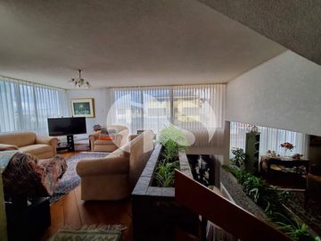 CASA DE VENTA EN EL CONDADO