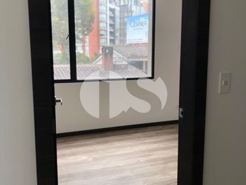 SUITE CON BALCON DE VENTA EN LA REPUBLICA DEL SALVADOR