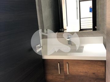 SUITE CON BALCON DE VENTA EN LA REPUBLICA DEL SALVADOR