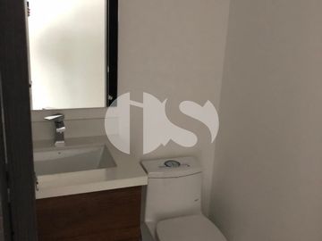 SUITE CON BALCON DE VENTA EN LA REPUBLICA DEL SALVADOR