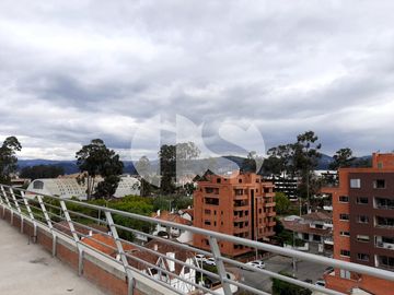 DEPARTAMENTO EN VENTA  DE LUJO SECTOR ORDOÑEZ LASSO