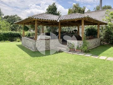 CASA DE LUJO DE VENTA EN CUMBAYA