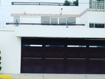 Casa en venta para inversión en Santa Rosa de Lima