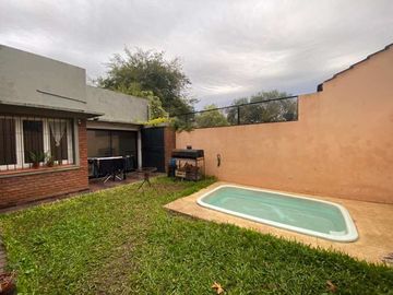 Casa en venta en Barrio Parque