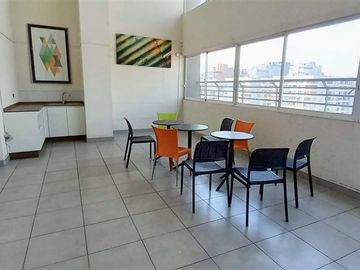 Departamento en Venta en Mario Kreutzberger / San Martín / Santiago Centro