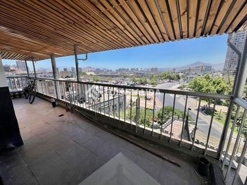 Departamento en Venta en Enrique Mack Iver / Esmeralda