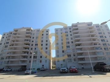 Se vende departamento en Av Pacifico