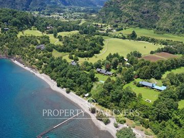 TERRENO BORDE LAGO