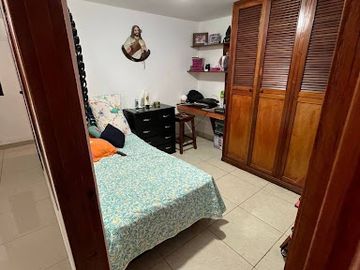 VENTA de CASAS en SABANETA