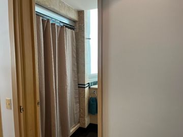 Departamento en Venta en Hacienda De Las Palmas, Huixquilucan, Estado De México