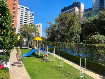 Departamento en Venta en Hacienda De Las Palmas, Huixquilucan, Estado De México