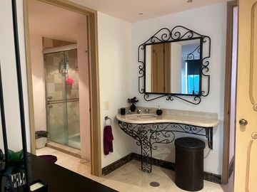 Departamento en Venta en Hacienda De Las Palmas, Huixquilucan, Estado De México