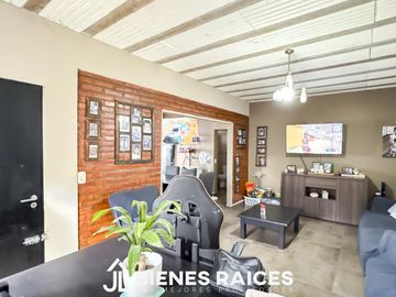Casa en venta en Los Cardales centro tipo PH