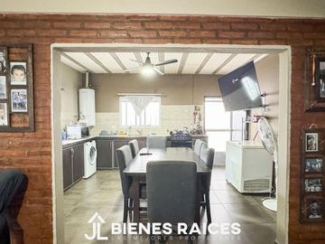 Casa en venta en Los Cardales centro tipo PH