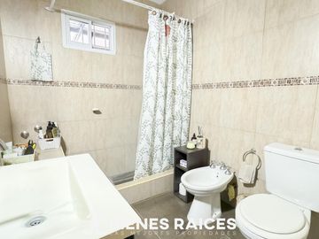 Casa en venta en Los Cardales centro tipo PH
