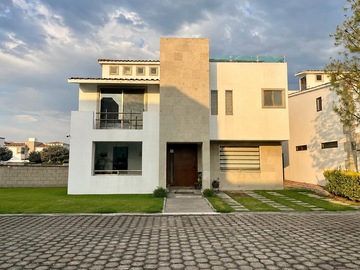 Casa en Venta en Condado del Valle Metepec