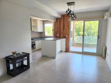 Departamento en  Venta 3 ambientes con cochera . La Magdalena - Manuel Alberti- Pilar .