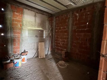 IMPONENTE Casa a Terminar a la venta en Cañuelas