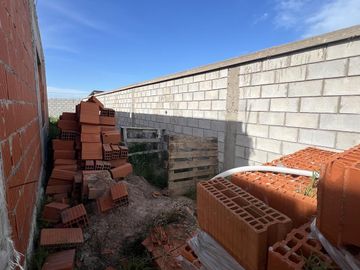 IMPONENTE Casa a Terminar a la venta en Cañuelas