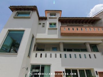 Casa de 4 recamaras  en Prado Largo, Zona Esmeralda