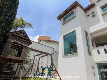 Casa de 4 recamaras  en Prado Largo, Zona Esmeralda