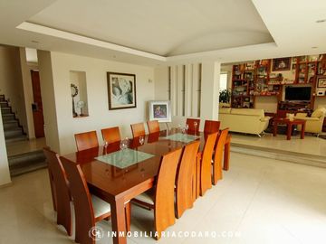 Casa de 4 recamaras  en Prado Largo, Zona Esmeralda