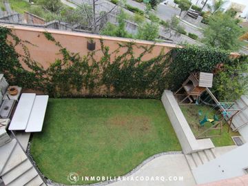 Casa de 4 recamaras  en Prado Largo, Zona Esmeralda