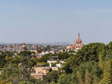Casa en Venta en San Miguel de Allende: Elegancia y Confort