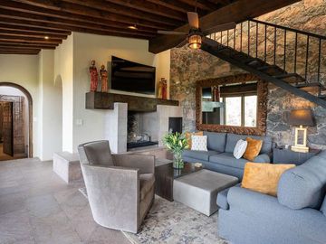 Casa en Venta en San Miguel de Allende: Elegancia y Confort