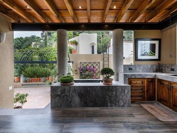 Casa en Venta en San Miguel de Allende: Elegancia y Confort