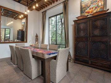 Casa en Venta en San Miguel de Allende: Elegancia y Confort
