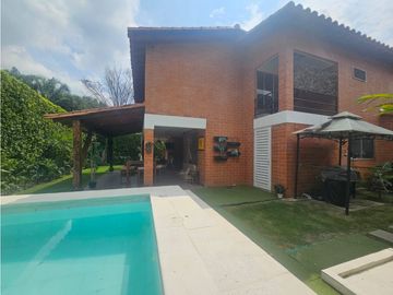 Casa en venta barrio Alfaguara sector Las Mercedes Jamundi