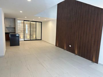 VENTA DE CASA LA ANTIGUA CEMENTERA CUATRO RECAMARAS CON BAÑO COMPLETO CADA UNA