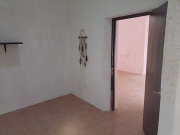 Casa con 4 departamentos a una cuadra del Parque La Plancha