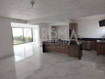 CASA EN VENTA EN COLONIA RUIZ CORTINES