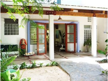 PLAYA BLANCA / FARALLON / HOTEL / HOSTAL / POSADA / 1850M2 / TURISMO